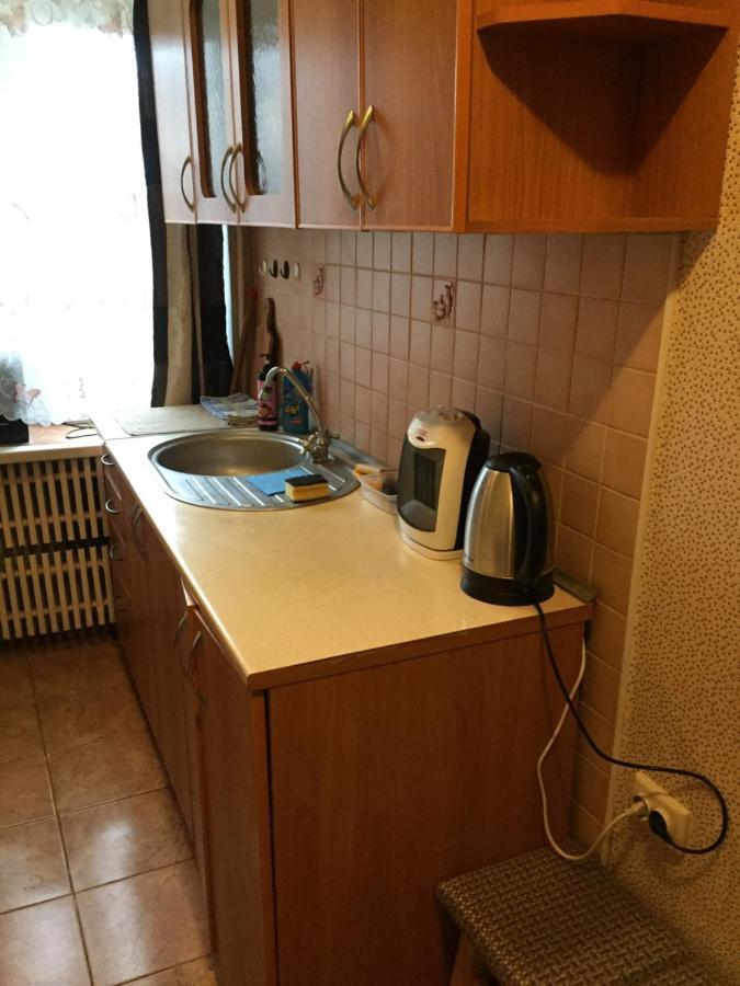 Бюджетные Комнаты Посуточно 5Мин Mcdonalds Wi-Fi 15Мин До Центра Города Ternopil Exterior foto